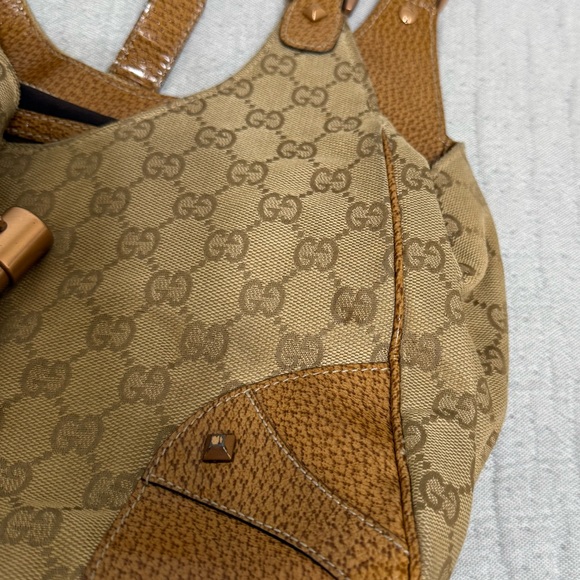 Gucci Tan and Brown Monogram Shoulder Bag - Picture 5 of 15